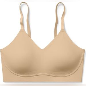 True&Co. Super Soft and Silky Laser-cut Tech Sealed Removable Pads No Lines Bra